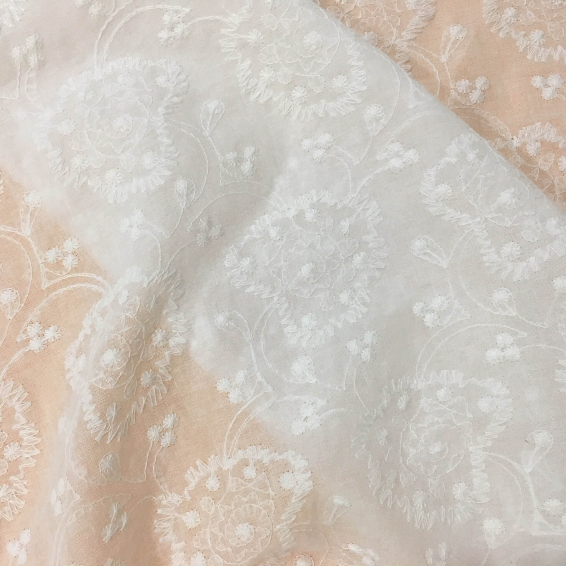 Embroidered Fabric Heart White Polyester for Women's Wear Wholesale Su 5